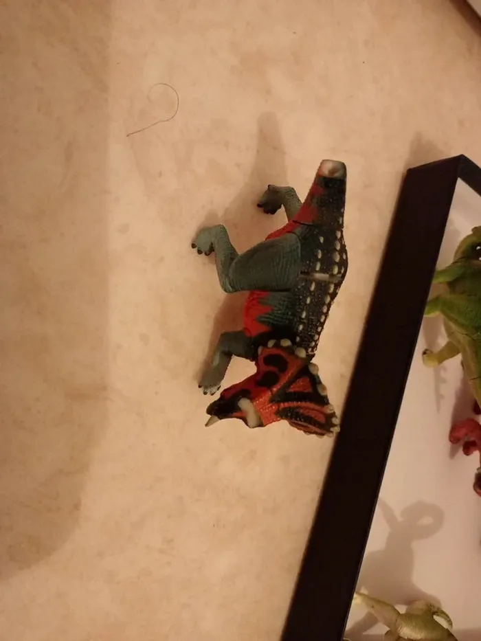 Lot de 7 dinosaures puzzles à monter en 3 D - photo numéro 7