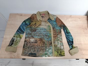 Chemise en mesh asymétrique