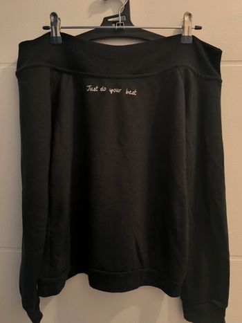 Pull épaules apparentes