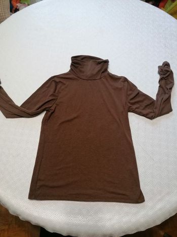 Joli pull col rouler comme neuf manche trapèze