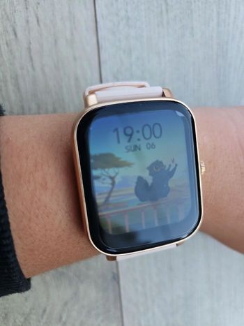 Montre rose doré neuve