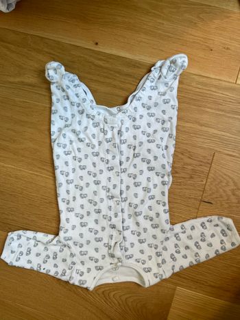 Pyjama Petit Bateau taille 1 mois