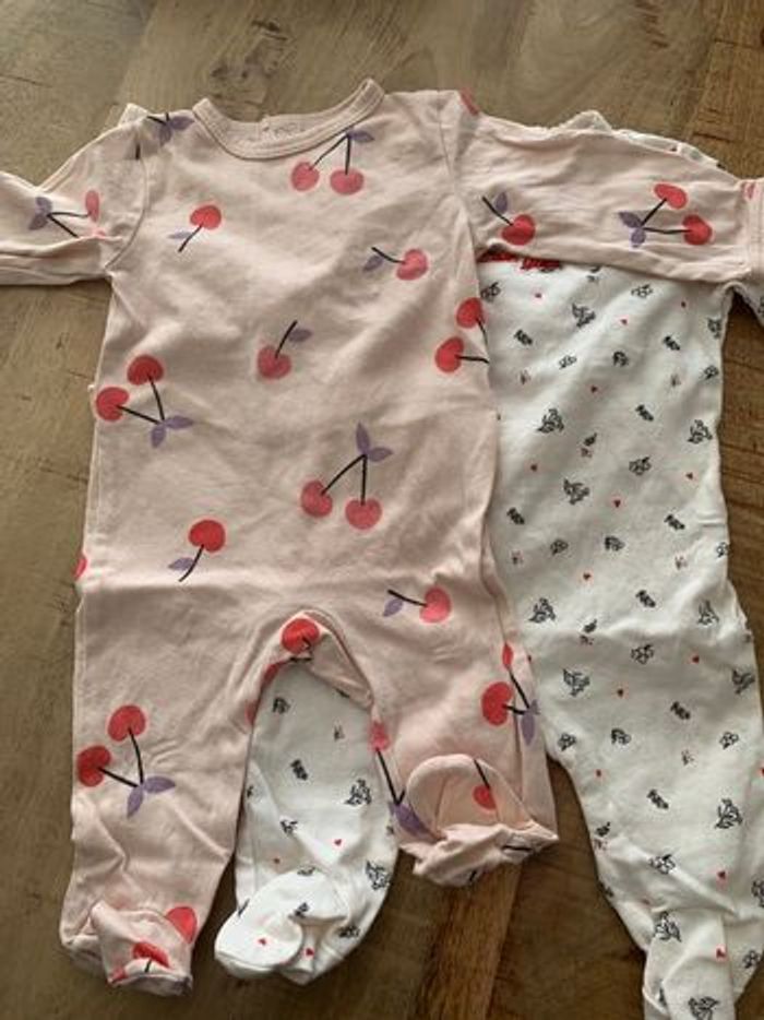 2 pyjamas fille 1 mois