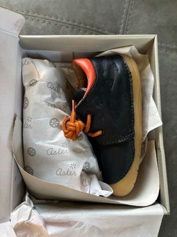 Chaussures bebe semelles très souples