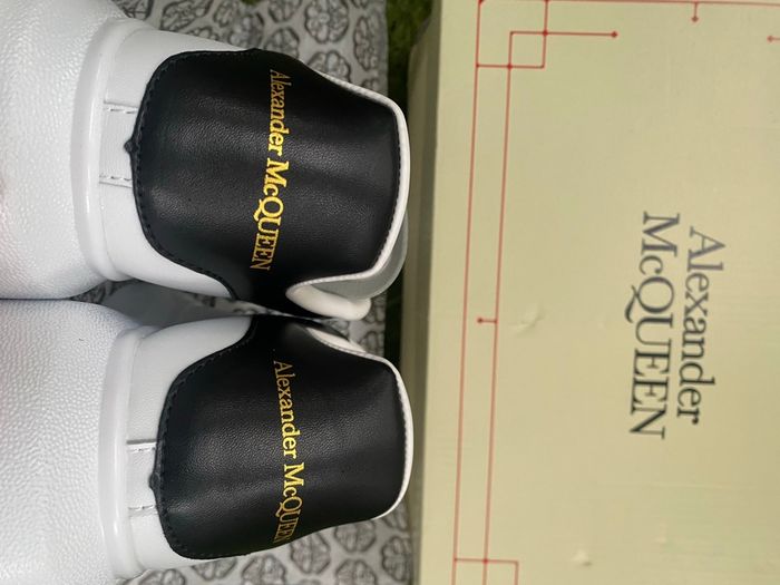 Alexander McQueen – Sneakers Oversized blanches (Taille 39) - photo numéro 8