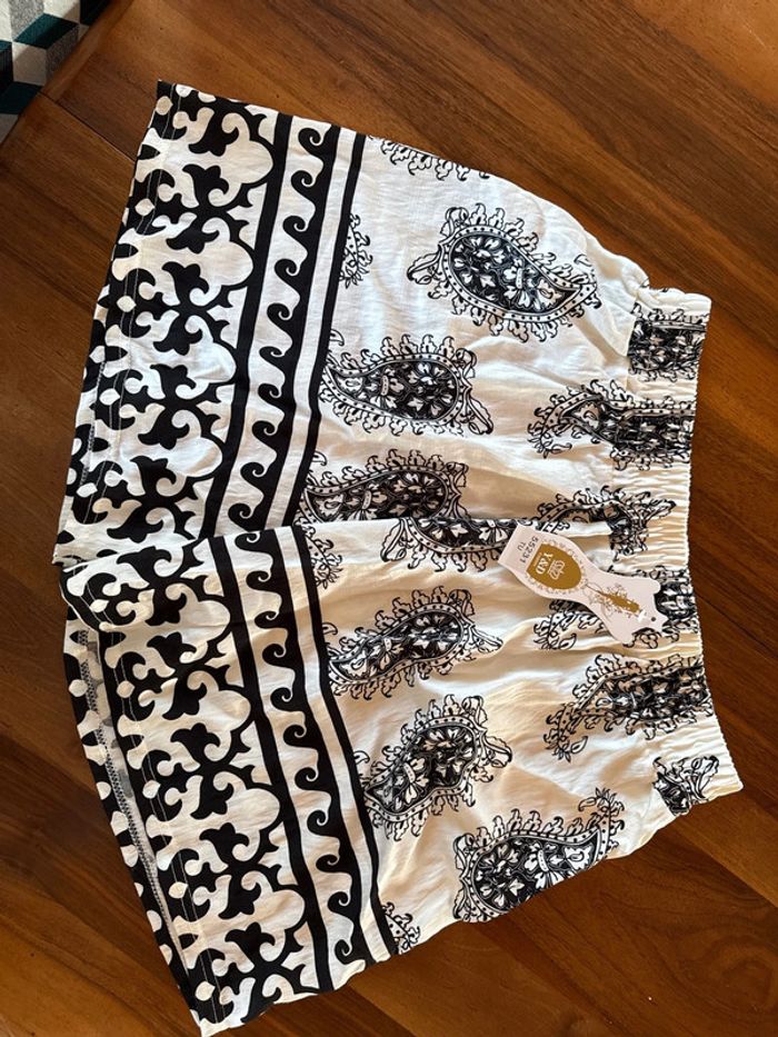 Short, femme, taille unique était taille élastique à motifs