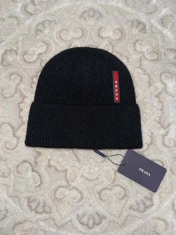 Bonnet Prada