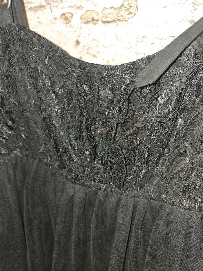 Robe noire - photo numéro 4