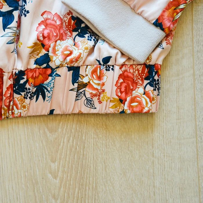 Kiabi Veste Sukajan Vintage Collection Rose Fleurs Inspiration Asiatique Femme (Taille M) - photo numéro 5
