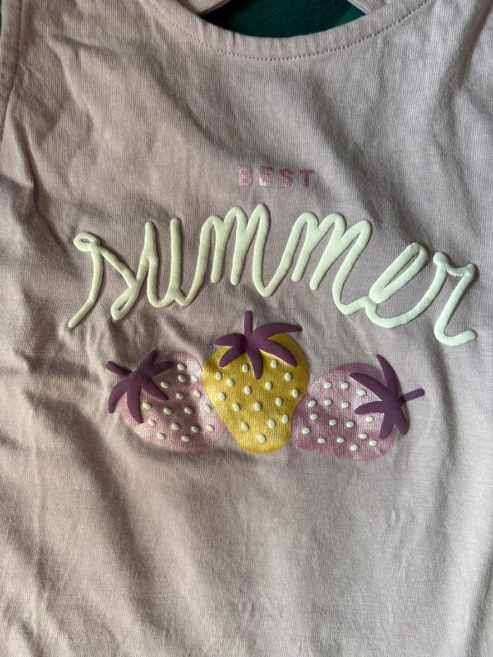 Débardeur fraise 8 ans - photo numéro 3