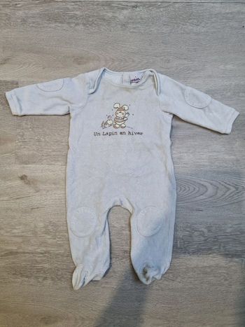 ​Pyjama Bébé 6 Mois Aubisou Velours Bleu Clair "Lapin en Hiver"  Tres Bonne Etat
