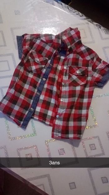 Vettement garçons taille indiqué sur photos