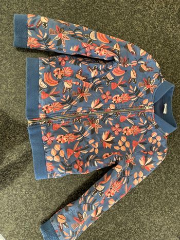 Veste tape à l’œil 