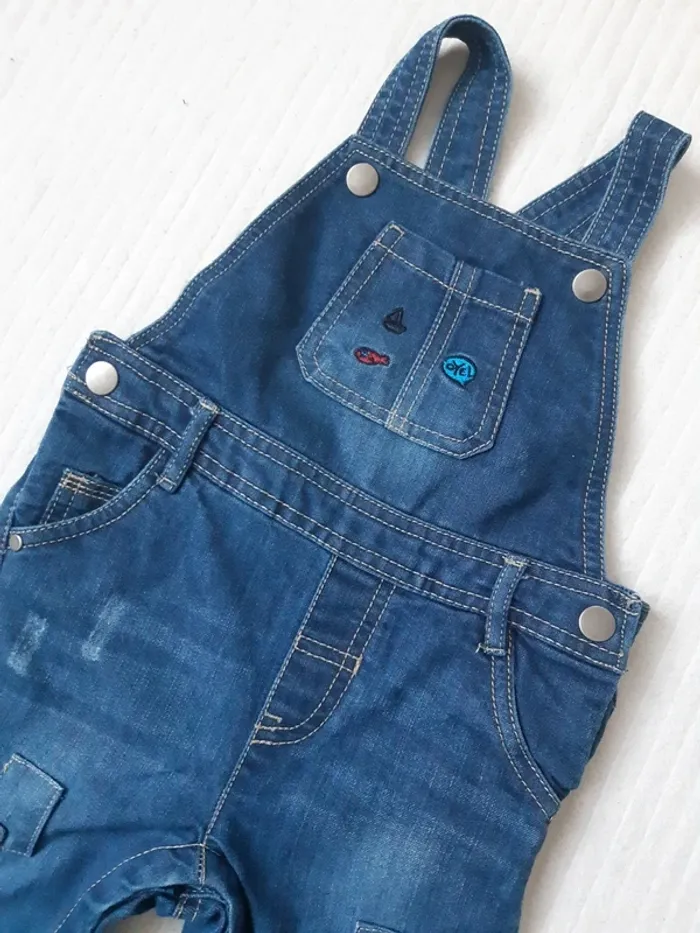 Salopette pantalon en jean Kimadi 18 mois - photo numéro 2