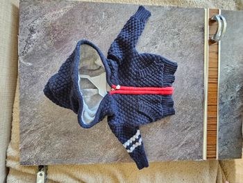 Veste a zip bébé