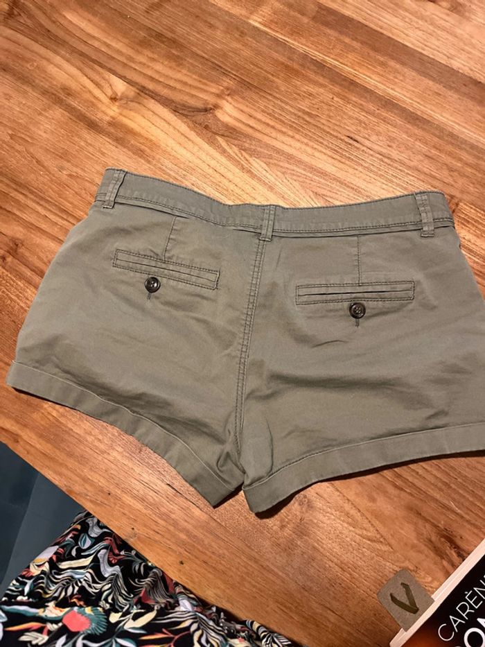 Short Jennyfer taille 36 - photo numéro 2