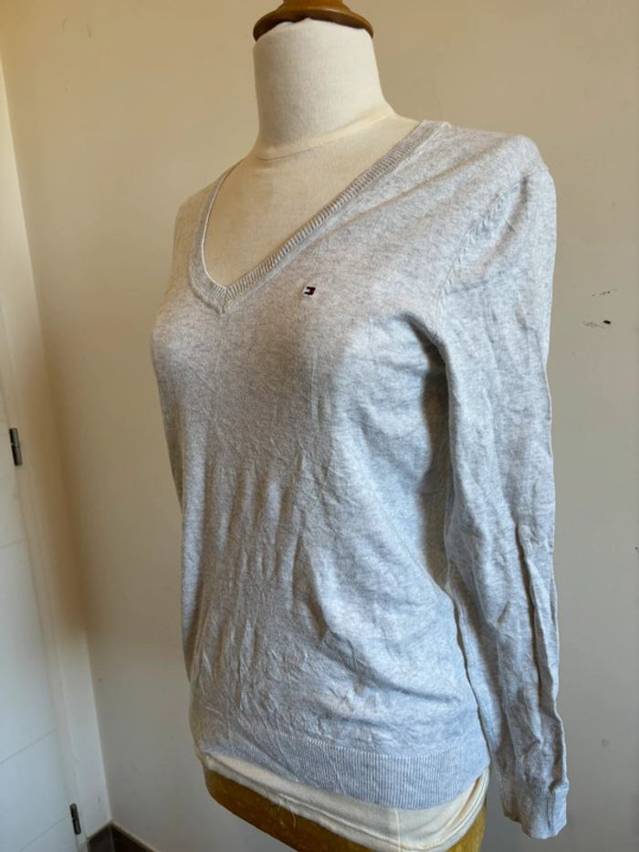 Pull Col V basique Tommy - photo numéro 5