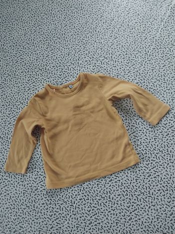 Haut bébé à manches longues moutarde – Taille 6 mois