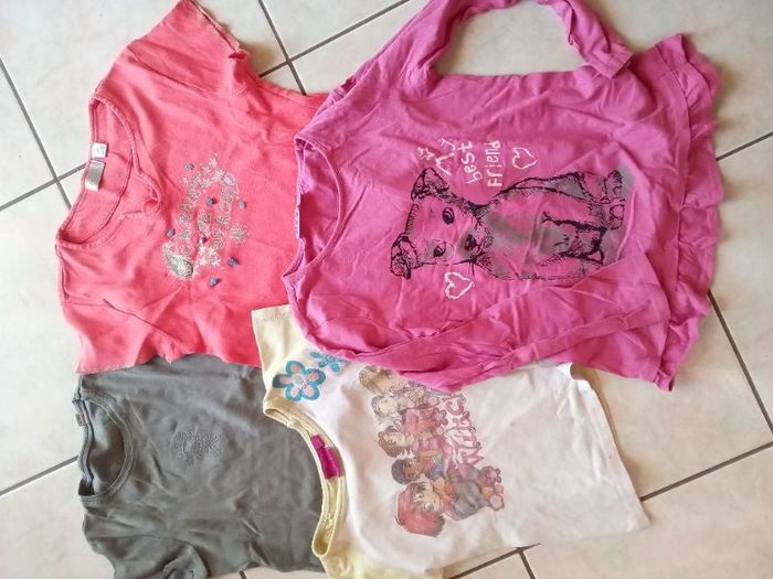 Lot de 4 t shirts fille