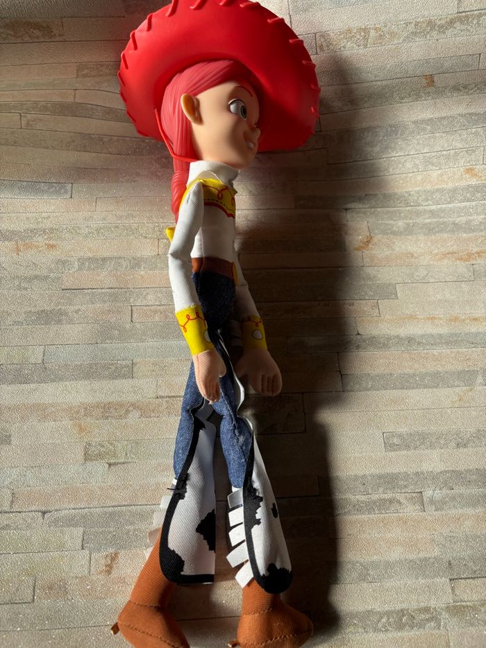 Jessie toys story Disney pixar 38 cm - photo numéro 2