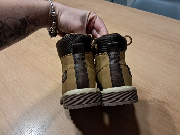 Chaussures montantes Ellesse 27 - photo numéro 3