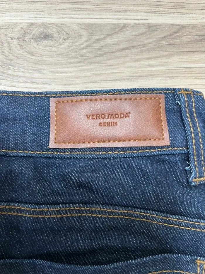 Jean vero moda taille XS - photo numéro 5