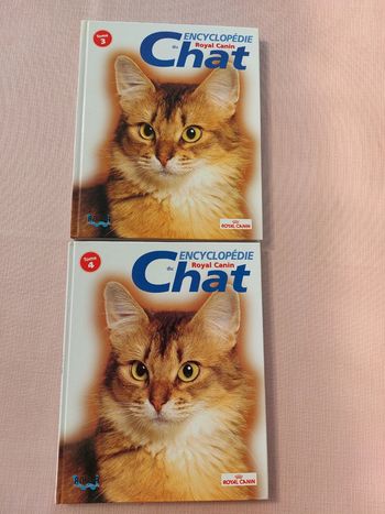 Lot de 2 encyclopédies du chat