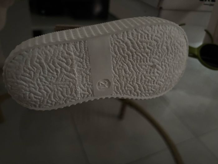 Chaussure taille 21 - photo numéro 5