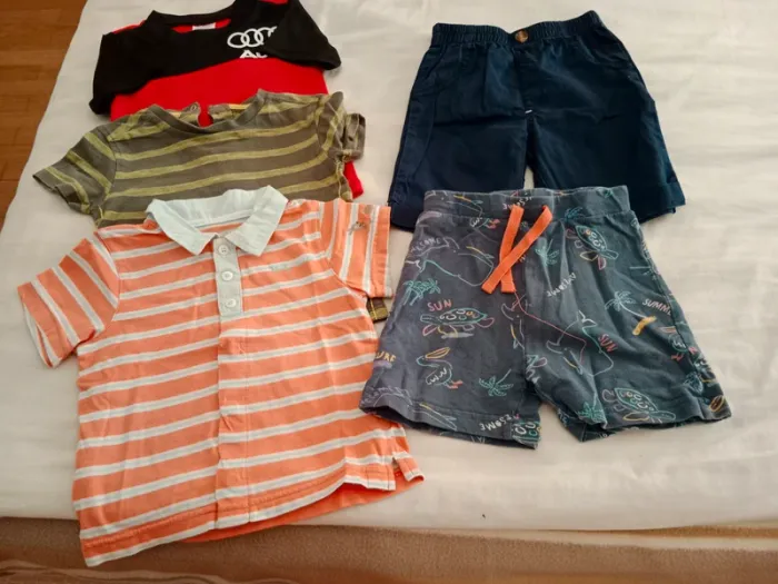 lot de vêtements garçon taille 12 mois