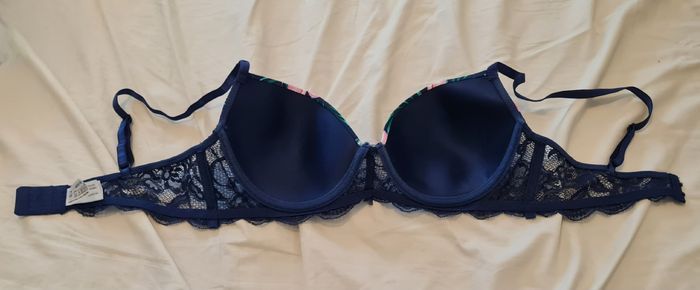 Soutien gorge - photo numéro 4