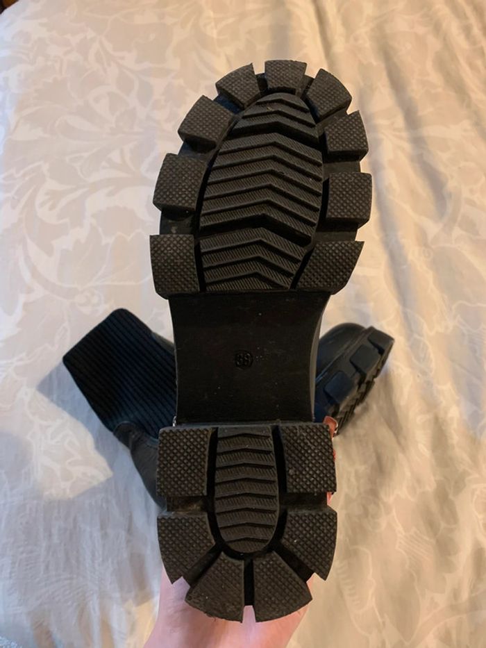 Bottines noires - photo numéro 4