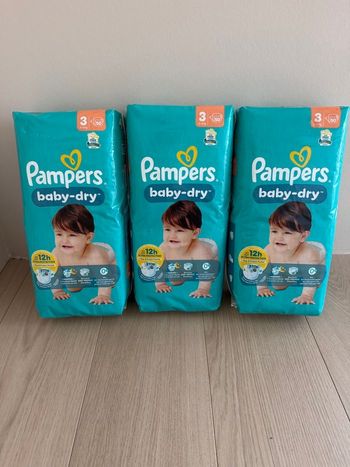 150 couches Pampers baby dry taille 3