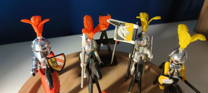 Playmobil vintage klicky lot les Chevaliers+le Roi+ canon - photo numéro 5