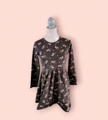 Robe manches longues marron licornes et cœur pailletés dorés C&A taille 9 ans