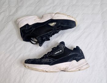 Basket / sneakers , femme , Adidas , Falcon , noir , taille 37,5