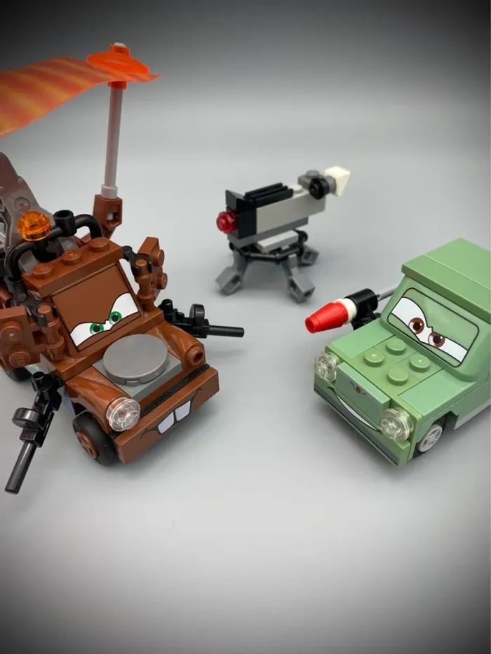 LEGO Disney Pixar Cars 9483 - Agent Mater’s Escape - Complet avec Notice - photo numéro 5