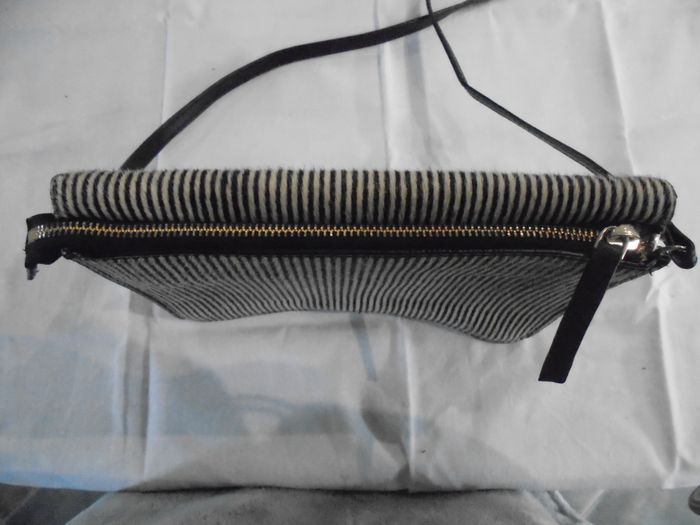 Petit sac en bandoulière / pochette "Petite Mendigote" - photo numéro 4
