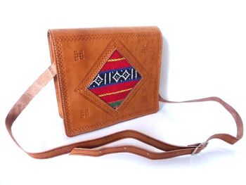 Sac bandoulière camel NEUF en cuir pleine fleur tannage naturel & laine Kilim besace ethnique