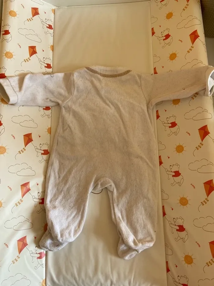 Pyjama 1 mois - photo numéro 3