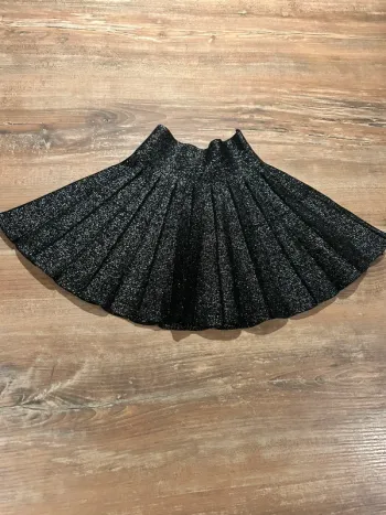 Jupe à paillette neuve 4 ans