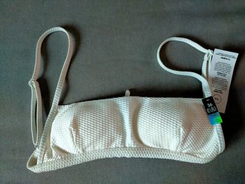 Haut de bikini blanc texturé – Etam – Taille 36 – Neuf avec étiquette