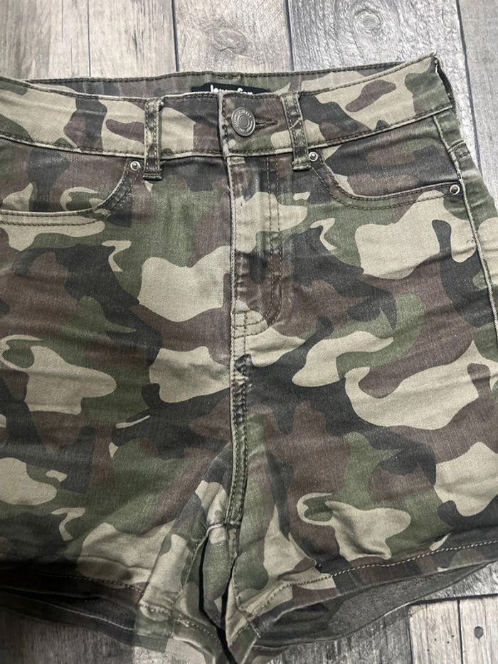 Short militaire - photo numéro 2