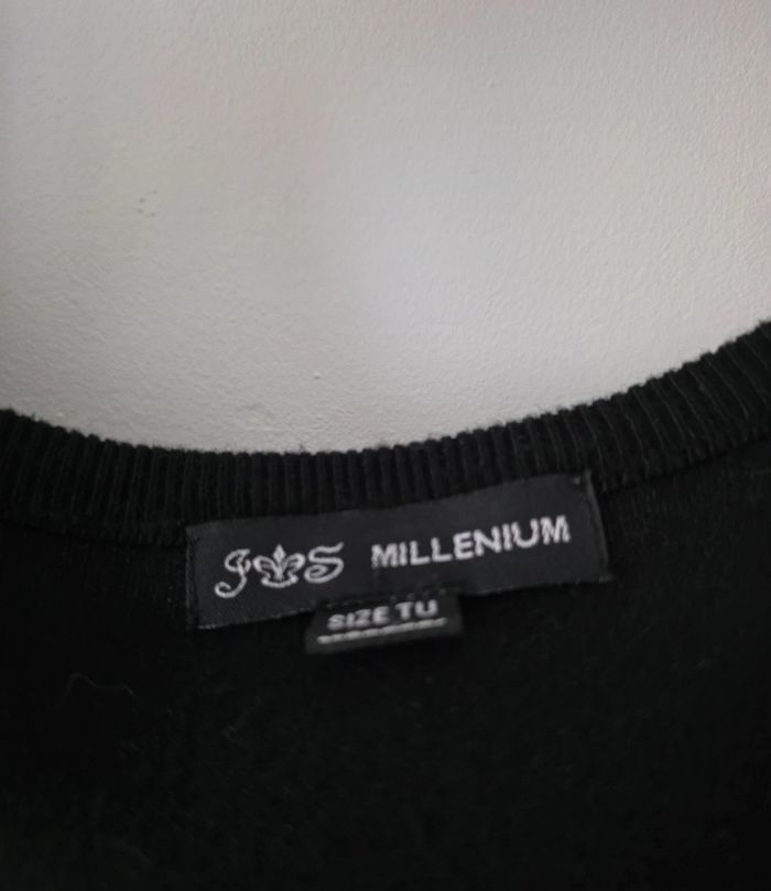 Pull avec un nœud en sequins - photo numéro 2