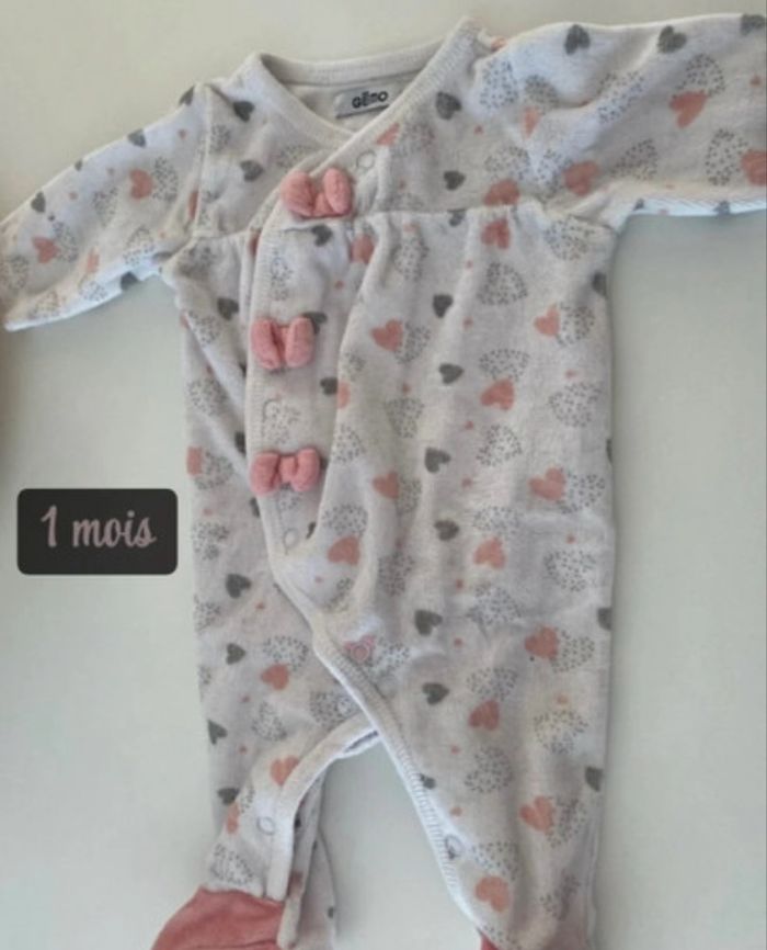Lot 5 pijamas 1 mois - photo numéro 3