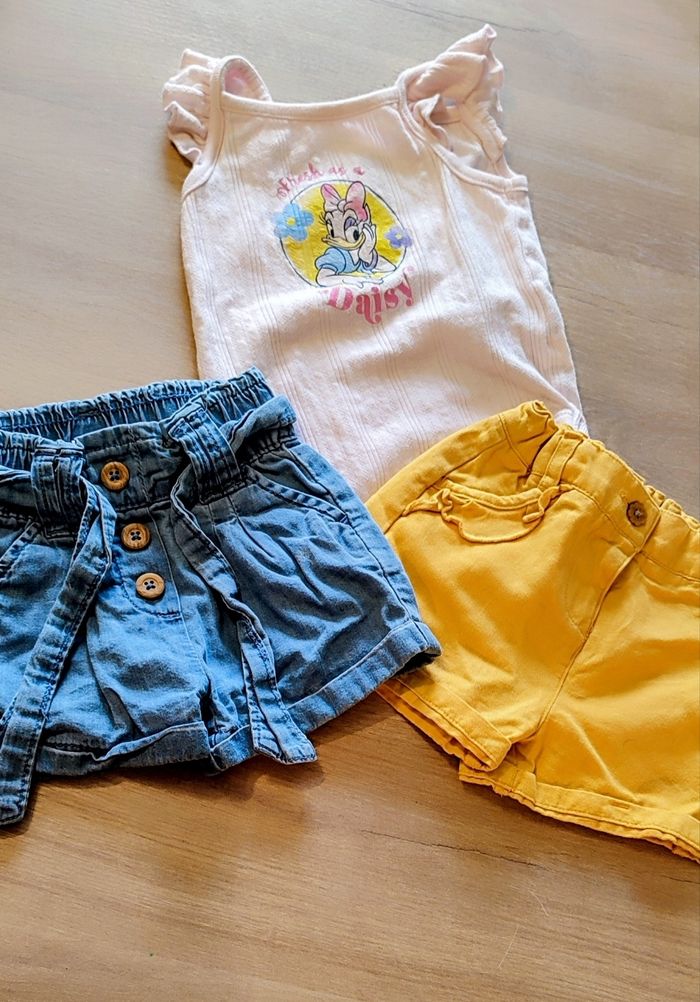 Lot vêtements 3 - 6 Mois