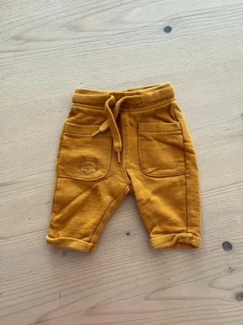 Pantalon jogging 1 mois