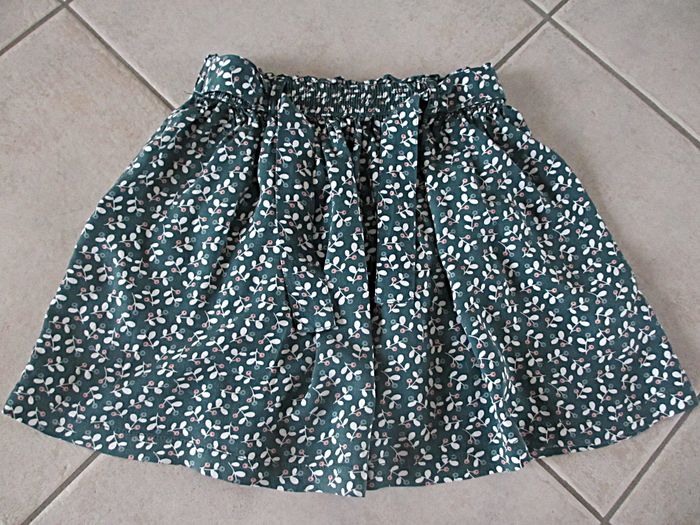 Jupe demi-saison ou été fille Okaïdi - 8 ans