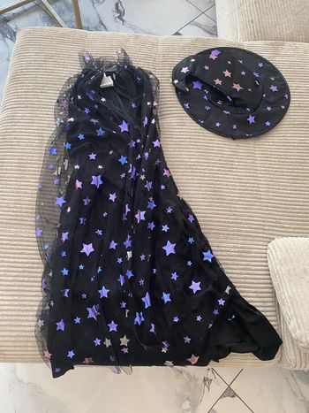 Cape et chapeau