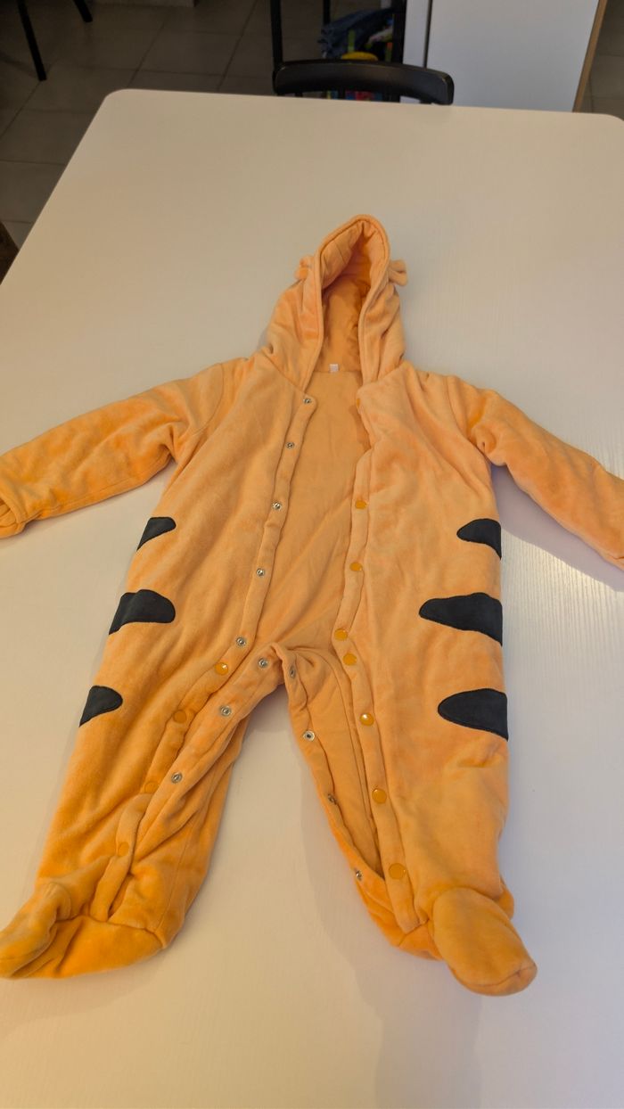 Combinaison bébé animal