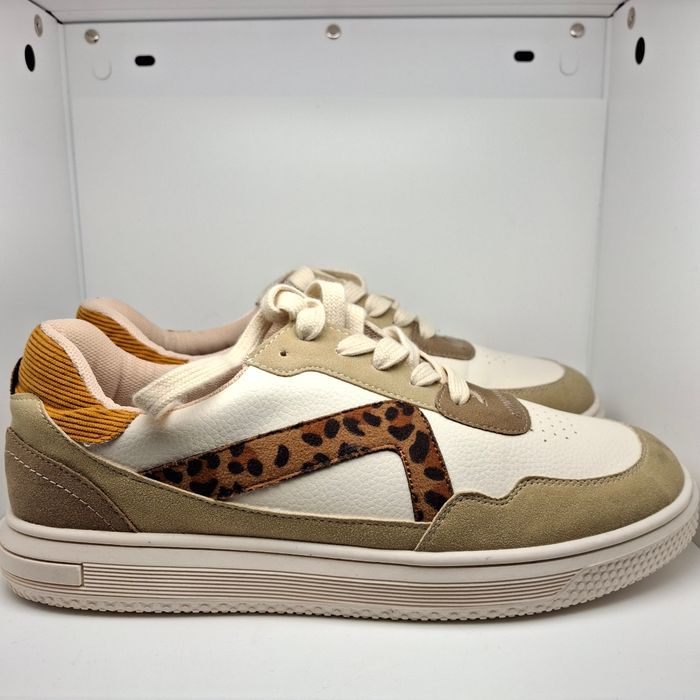 Basket Chaussure à Lacets Habillé Neuve Léopard 🐆 - photo numéro 2